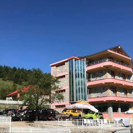 Lura Hotel Fushe-Lure Екстериор снимка