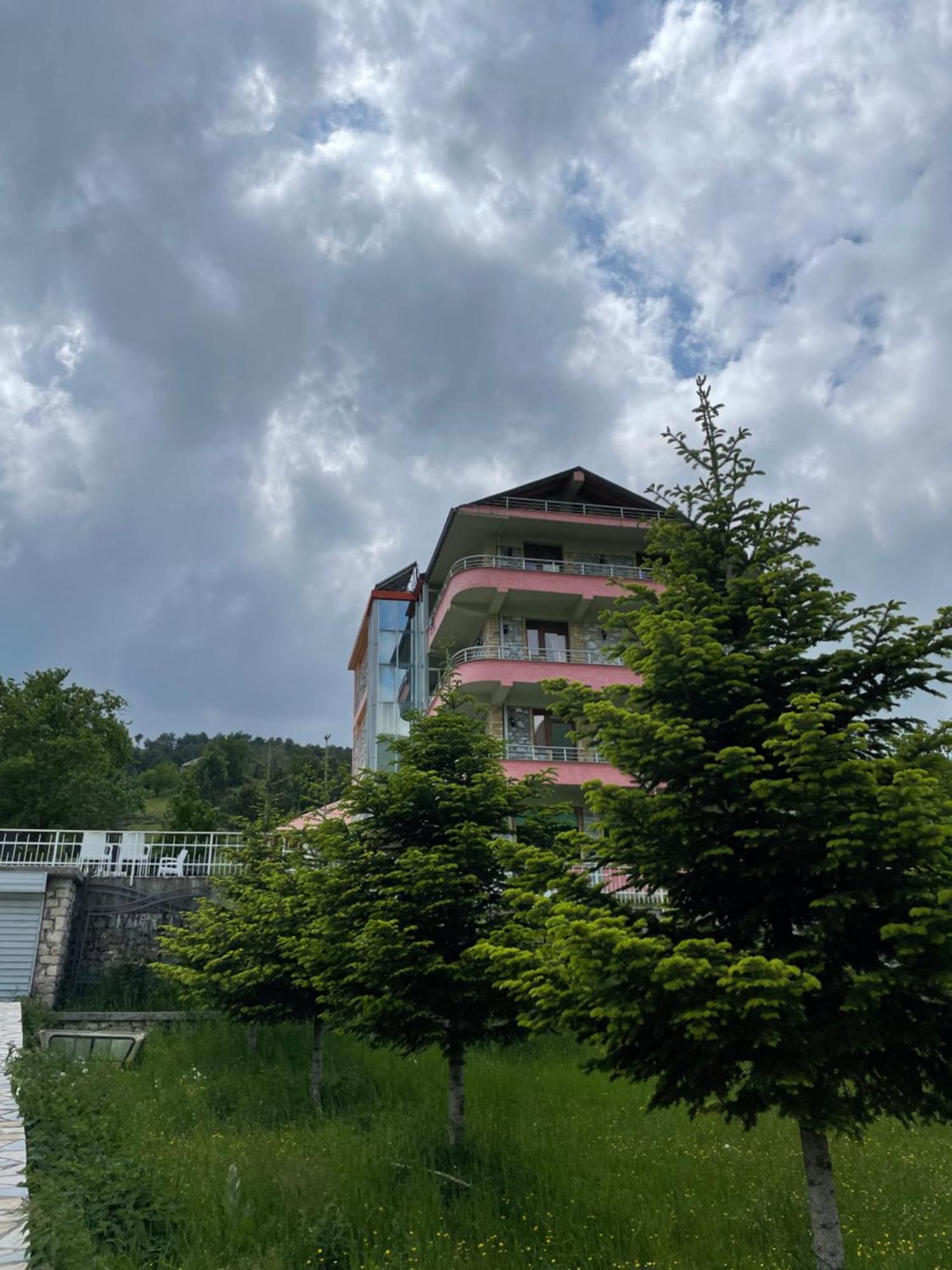 Lura Hotel Fushe-Lure Екстериор снимка